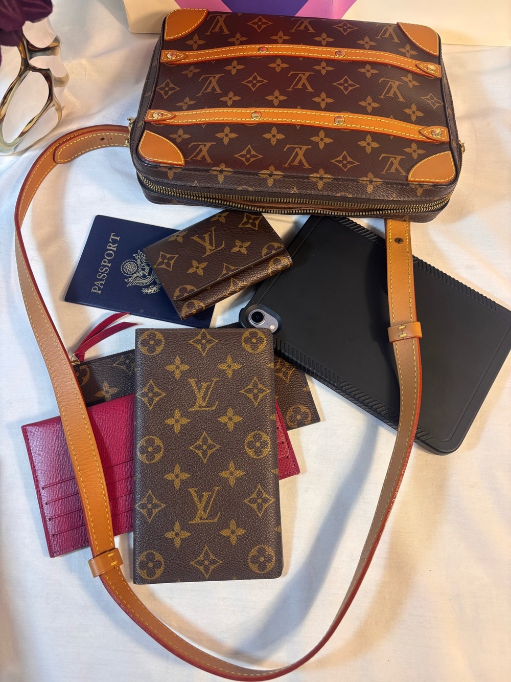 Beautiful Louis Vuitton Soft Trunk Monogram Messenger Sold - Picture 2 of 16
